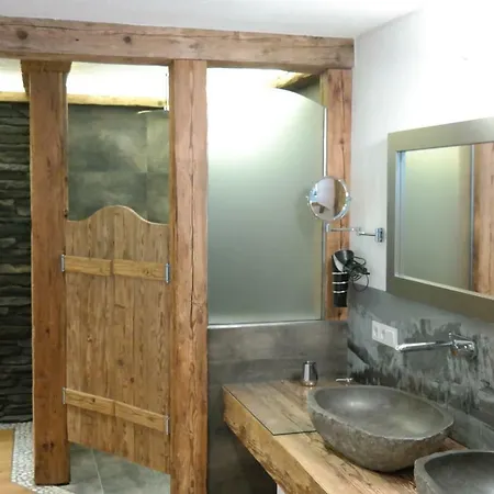 Luxus Almhuette 아파트