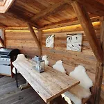 Appartamento Luxus Almhuette Brixen im Thale
