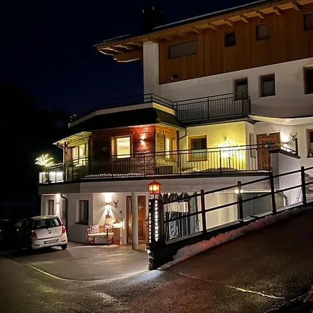 Luxus Almhuette Apartment Brixen im Thale